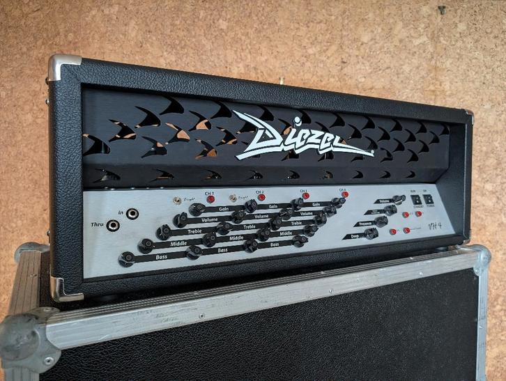 Diezel VH4 + case + midi pedalboard, Musique & Instruments, Amplis | Basse & Guitare, Comme neuf, Guitare, 100 watts ou plus, Enlèvement