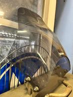 Scherm motorfiets., Enlèvement