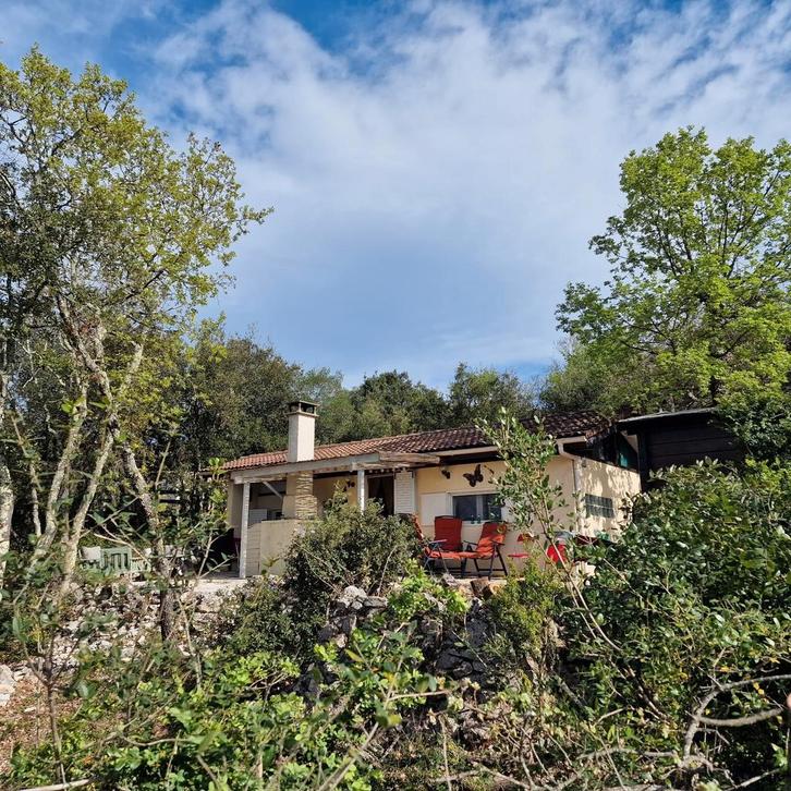 TE KOOP Gard/Ardèche - Vakantiehuis in park met zwembad, Vakantie, Vakantie | Autovakanties, Chalet, Bungalow of Caravan, Landelijk