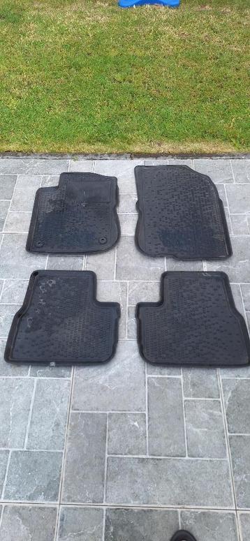 Tapis de sol peugeot 2008, Enlèvement, Utilisé