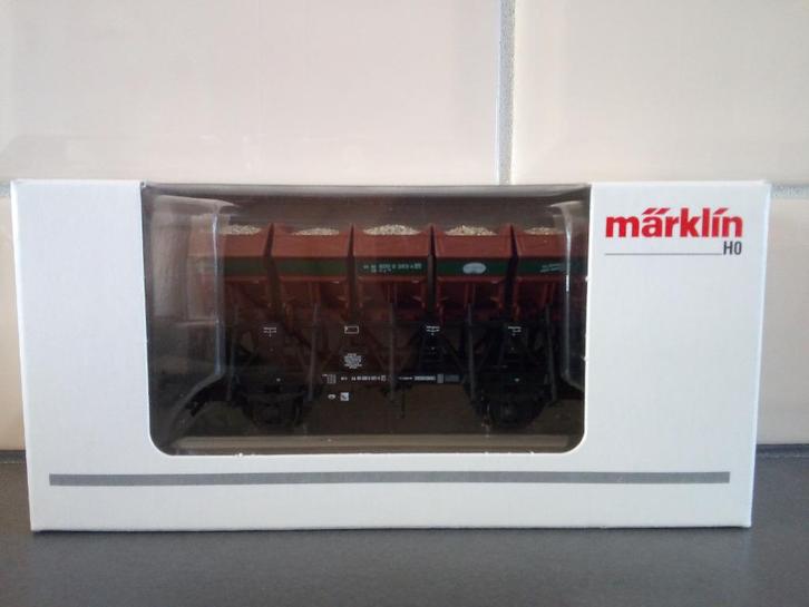 Marklin wagon à benne basculante réf 46352, Hobby en Vrije tijd, Modeltreinen | H0, Nieuw, Wagon, Wisselstroom, Märklin, Ophalen