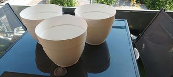 Lot de 3 pots blancs, marque Artevasi  beschikbaar voor biedingen