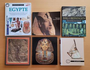 Groot lot boeken EGYPTE EGYPTOLOGIE beschikbaar voor biedingen