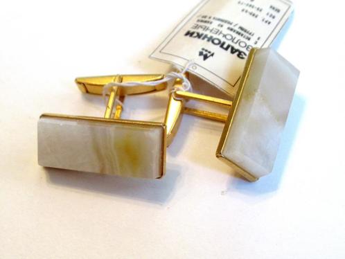 Vintage manchetknopen met rhodoniet van de '70 jaren., Handtassen en Accessoires, Manchetknopen, Nieuw, Verguld, Ophalen of Verzenden