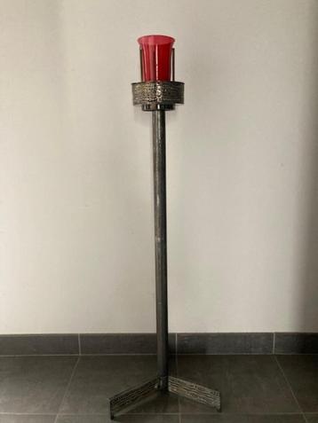 Verzilverde godslamp kerk (118 cm), Enlèvement