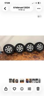 Winterbanden op Velg  235/65. R17 HXL, Autos : Pièces & Accessoires, Pneus & Jantes, Pneus et Jantes, Pneus hiver, 17 pouces, Enlèvement