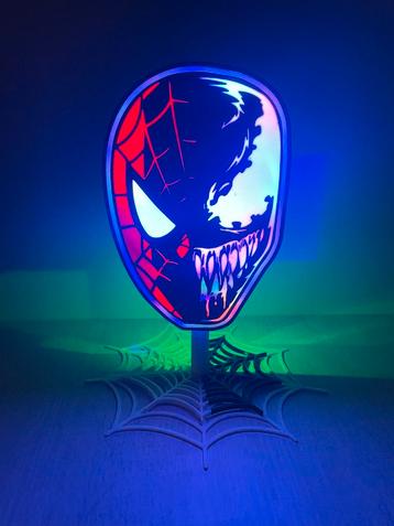 Lampe Spider-Man et Venom