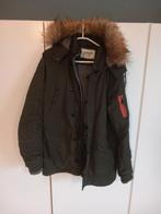 Groene winterjas met capuchon, Maat 48/50 (M), Gedragen, Groen, Ophalen