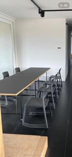 8 Vitra stoelen zwart, Ophalen, Tafel