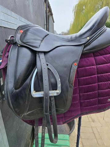 mooi albion red label dressuurzadel, Dieren en Toebehoren, Ophalen of Verzenden, Gebruikt, Dressuur