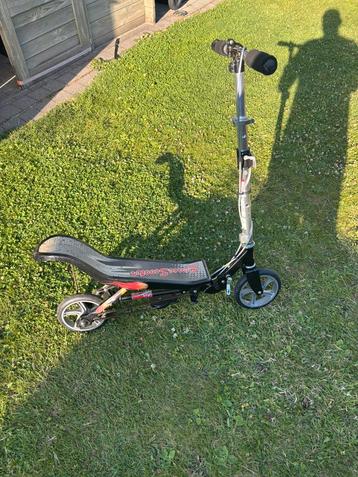 Space scooter beschikbaar voor biedingen