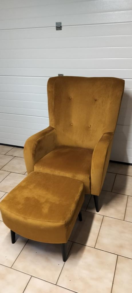 FAUTEUIL MET VOETBANK OMNIA - KRONLS GOLD, Enlèvement, Tissus