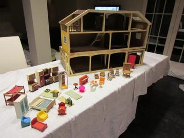 LUNDBY poppenhuis vintage speelgoed jaren 60/70 Denemarken beschikbaar voor biedingen