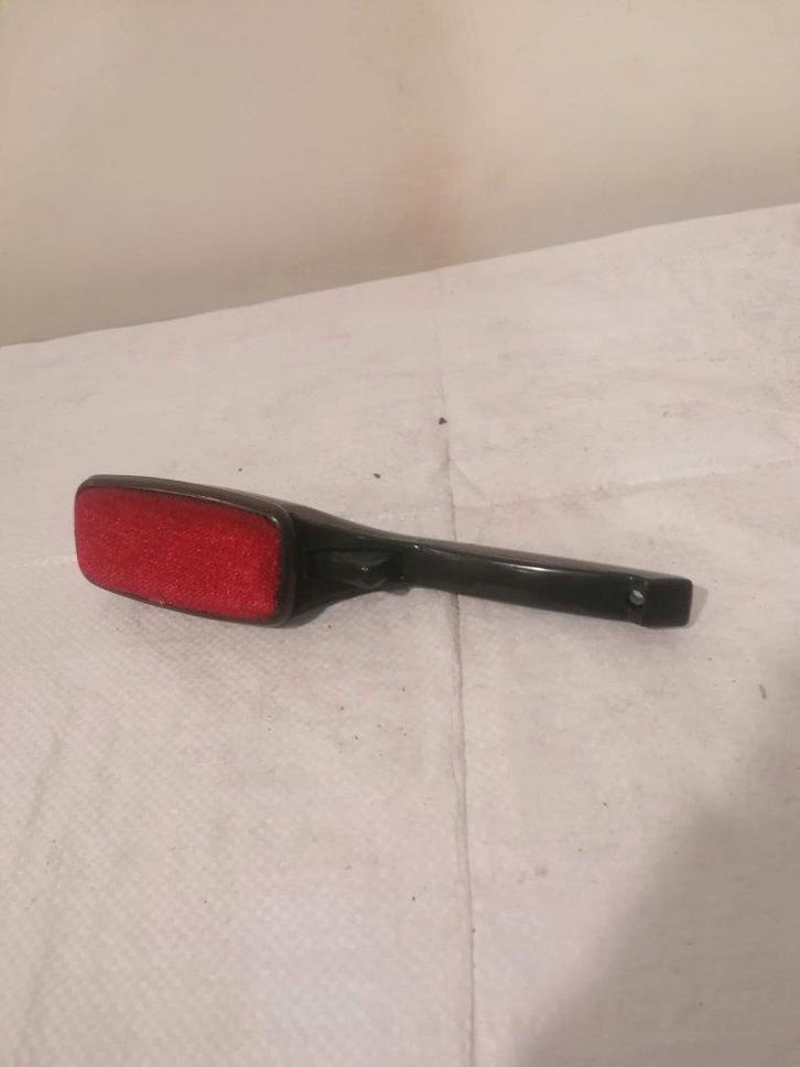 Brosse à vêtements réversible – Neuve, Handtassen en Accessoires, Uiterlijk | Mondverzorging, Nieuw, Overige typen, Ophalen