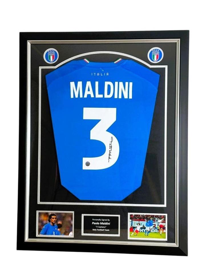 Paolo Maldini Italy 2022 Shirt Gesigneerd en Ingelijst, Verzamelen, Sportartikelen en Voetbal, Nieuw, Shirt, Ophalen of Verzenden