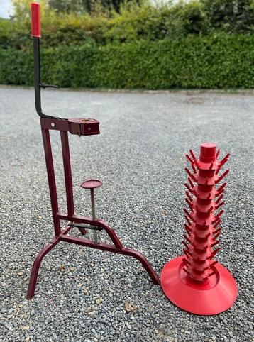 Boucheuse manuel sur pied et egouttoir a bouteilles beschikbaar voor biedingen