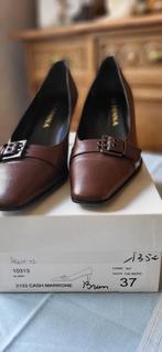 Schoenen met hak bruin M37 merk LA DONNA heel goede staat, Kleding | Dames, Schoenen, Bruin, La Donna, Ophalen of Verzenden, Zo goed als nieuw