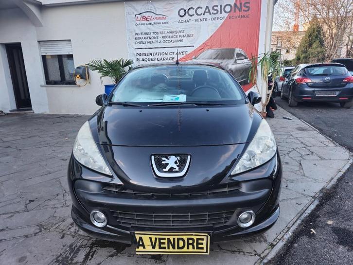 PEUGEOT 207 1.6 BENZINE 151000 KM, Auto's, Peugeot, Bedrijf, ABS, Adaptive Cruise Control, Airbags, Airconditioning, Bluetooth