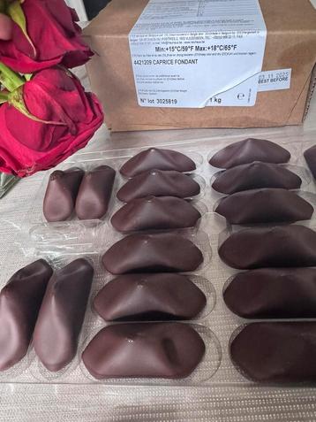 Neuhaus chocolade 1kg beschikbaar voor biedingen