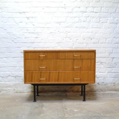 Modernistisch dressoir van Jos de Mey voor Luxus, Antiek en Kunst, Antiek | Meubels | Kasten, Ophalen
