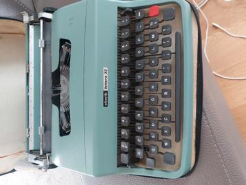 machine a écrire olivetti lettra 32, Divers, Machines à écrire, Enlèvement ou Envoi, Utilisé