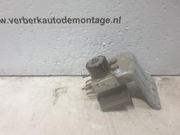 ABS POMP Volvo V70 (SW) (01-1999/12-2008) (8671224) beschikbaar voor biedingen