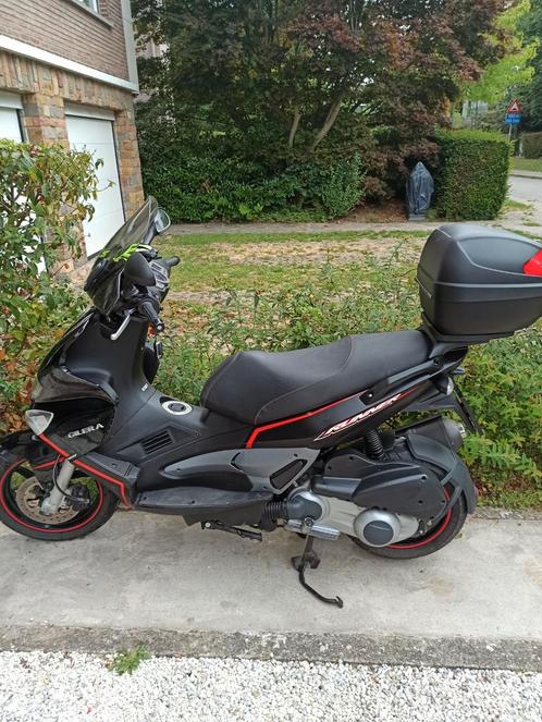 Scooteur  gilera runner Piaggio 200 cc, Fietsen en Brommers, Scooters | Vespa, Gebruikt, Benzine, Ophalen
