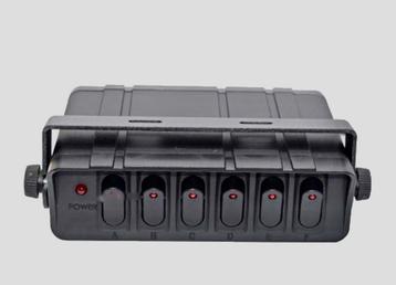 Mobisuv Schakelpaneel 6 schakelaars Rood 12V 40A beschikbaar voor biedingen