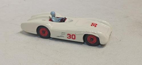 DINKY TOYS UK MERCEDES Benz REF 237, Hobby en Vrije tijd, Modelauto's | 1:43, Zo goed als nieuw, Auto, Dinky Toys, Ophalen of Verzenden