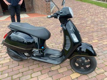 Vespa Piaggio gts 125 beschikbaar voor biedingen