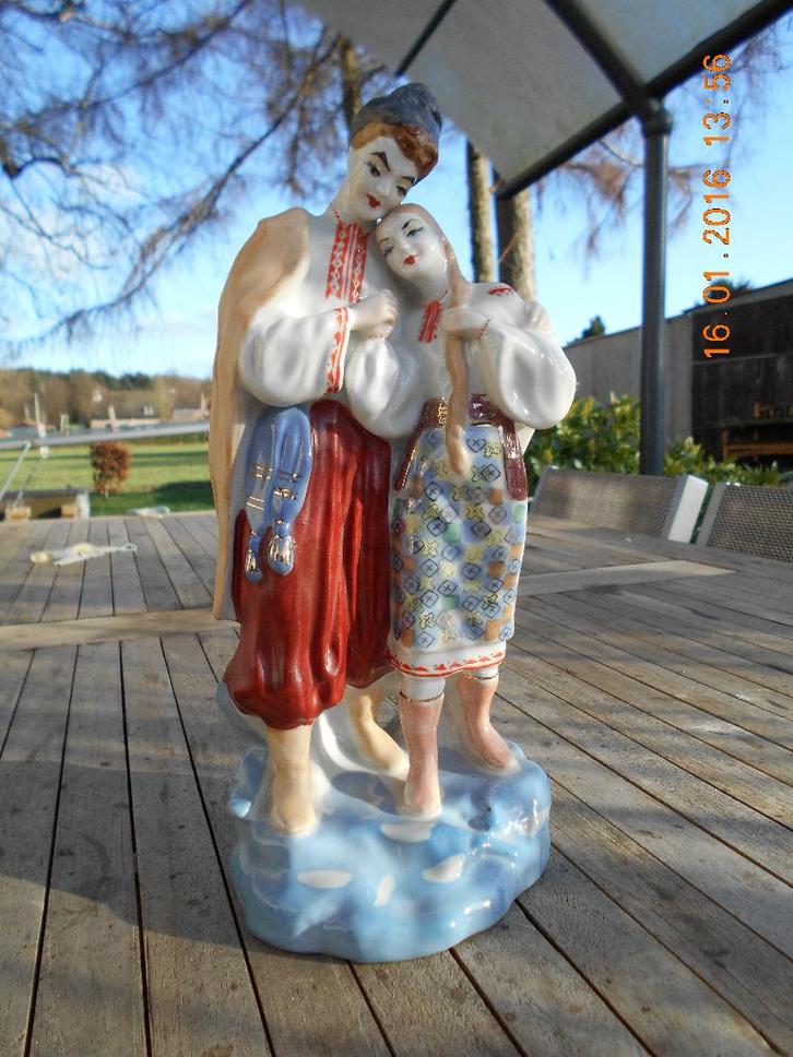 Beeld porselein Ca 1960 - gestempeld/genummerd, Antiek en Kunst, Antiek | Porselein, Ophalen of Verzenden