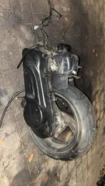 Peugeot 50cc 2t verticaal motorblok, Fietsen en Brommers, Ophalen, Zo goed als nieuw, Frame, Peugeot