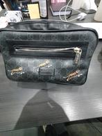 Sacoche parada pour les 2 120€