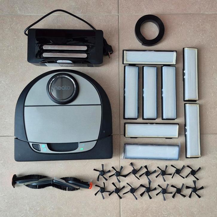 Robot Aspirateur Neato D7 + Énorme Lot d'Accessoires, Maison & Meubles, Accessoires pour la Maison | Miroirs, Enlèvement ou Envoi