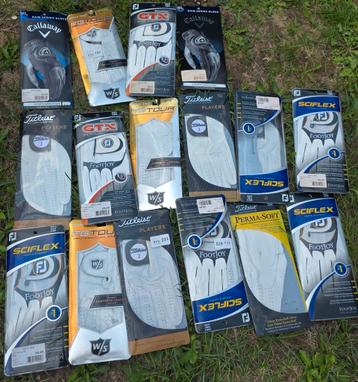 Nieuwe golfhandschoenen beschikbaar voor biedingen