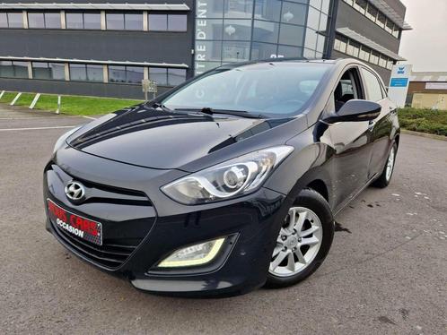 Hyundai i30 1.6crdi/ 81 KW/2012/airco, Autos, Hyundai, Entreprise, Achat, i30, ABS, Phares directionnels, Airbags, Air conditionné