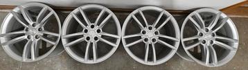 Tesla Model S zilver Base 19 inch velgen originele beschikbaar voor biedingen