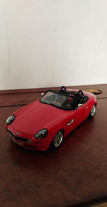 lot van 9 miniaturen op schaal 1/18 bmw z8 2 stuks 1 x megan beschikbaar voor biedingen