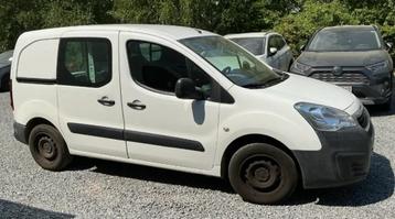 Peugeot Partner Véhicule Utilitaire beschikbaar voor biedingen
