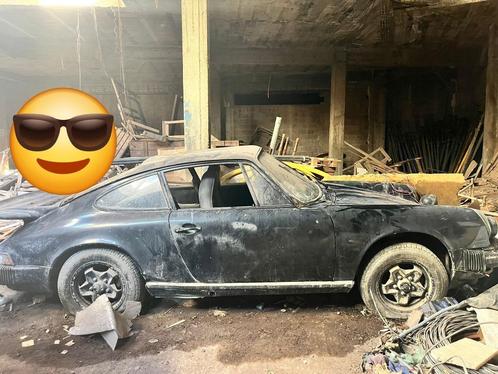 PORSCHE 911 2.7L CARRERA, Auto's, Oldtimers, Particulier, Porsche, Benzine, Coupé, 2 deurs, Handgeschakeld, Zwart, Zwart, Leder