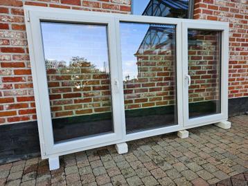 4 Prachtige Pvc Ramen Deceuninck beschikbaar voor biedingen