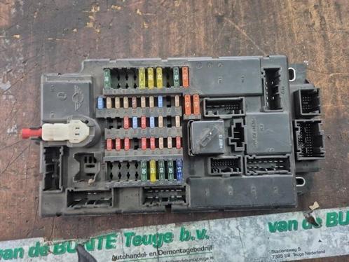 Zekeringkast van een Mini Cooper, Auto-onderdelen, Elektronica en Kabels, Mini, Gebruikt, 3 maanden garantie
