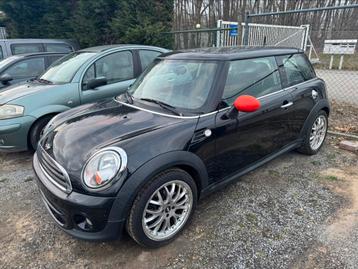 Mini One D uit 2012 met 182.000km, Autos, Euro 5, Achat, Carnet d'entretien, Boîte manuelle