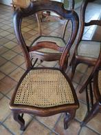 4 antieke stoelen met gevlochten rieten zittingen, Antiquités & Art, Antiquités | Meubles | Chaises & Canapés, Enlèvement ou Envoi