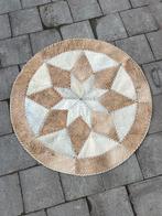 Round patchwork cowhide rug, Enlèvement, Utilisé