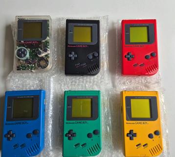 Nintendo Play It Loud Game Boy, différentes couleurs 