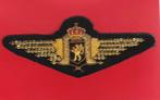 Beauchevain  ." old badge in gold tread militaire emblemen, Verzenden, Luchtmacht, Embleem of Badge