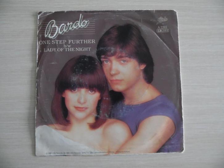 ONE STEP FURTHER   BARDO  EUROVISION  1982    ANGLETERRE, CD & DVD, Vinyles | Autres Vinyles, Comme neuf, Autres formats, Enlèvement ou Envoi