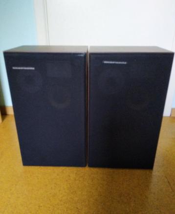 Marantz HD445 speakers