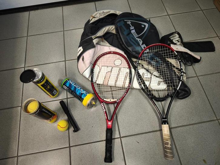 Tennis racketten met toebehoren., Sport en Fitness, Tennis, Gebruikt, Racket, Wilson, Ophalen
